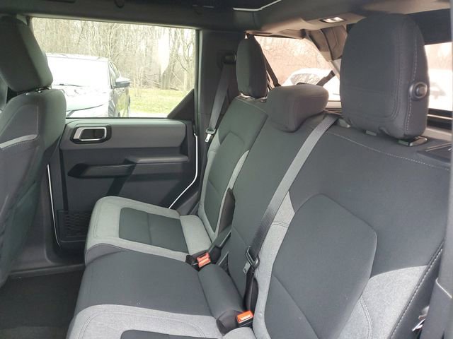 Used 2023 Ford Bronco Base image 25