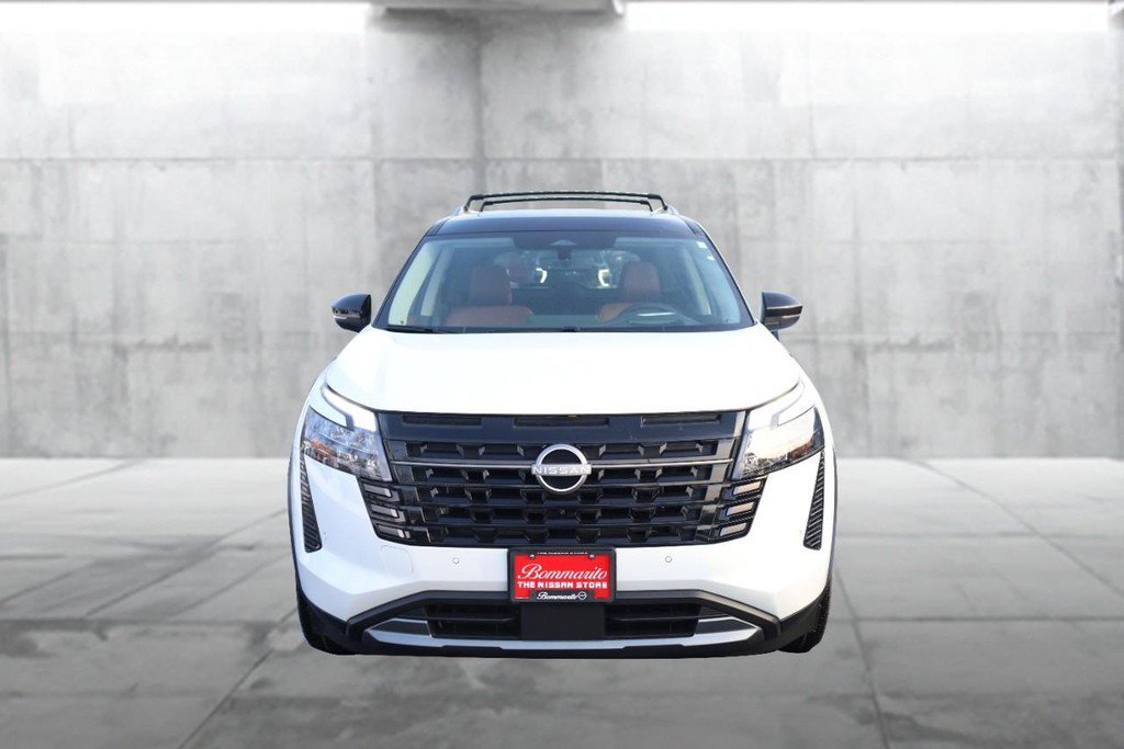 New 2026 Nissan Pathfinder Platinum image 4