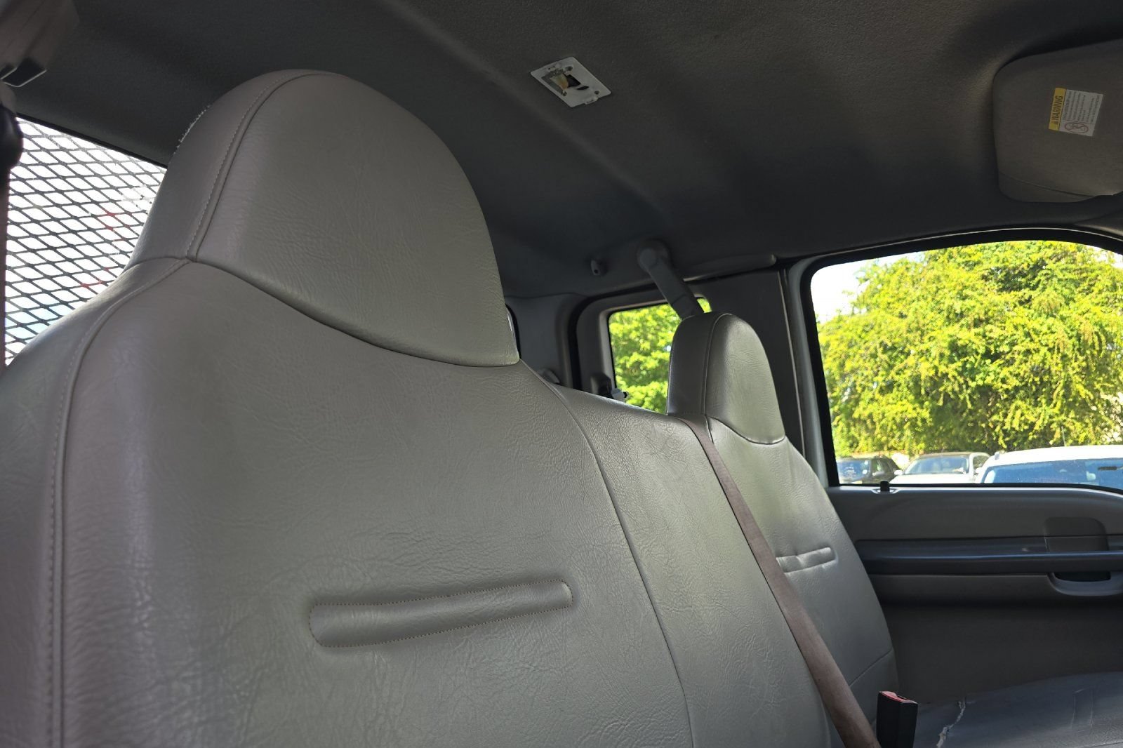 Used 2001 Ford F250 XL AWD/4WD image 16