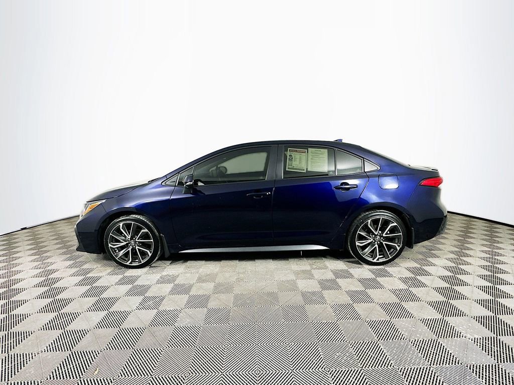 Used 2022 Toyota Corolla SE image 6