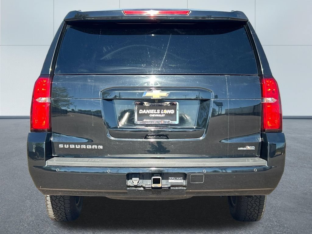 Used 2018 Chevrolet Suburban LT AWD/4WD image 4