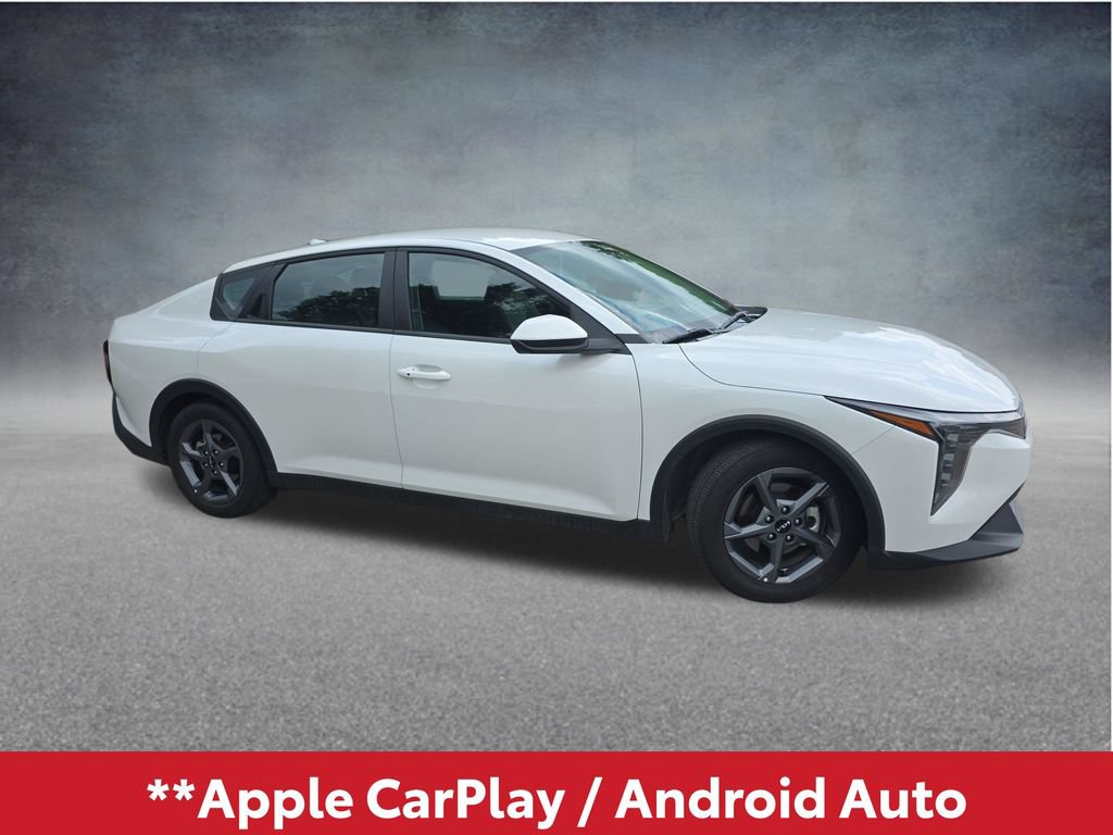 Used 2025 Kia K4 FWD image 3