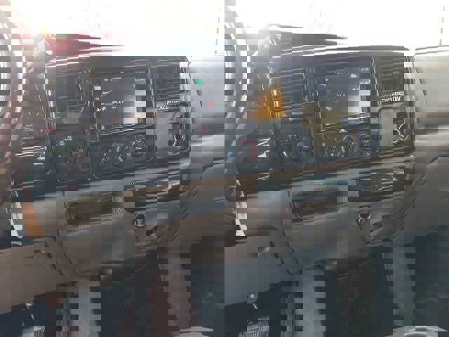 Used 2000 Ford Excursion XLT image 5