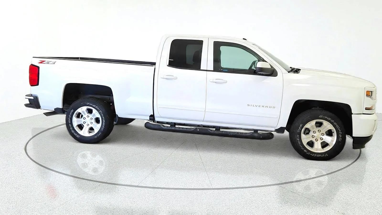 Used 2019 Chevrolet Silverado 1500 LT w/ All Star Edition AWD/4WD image 10