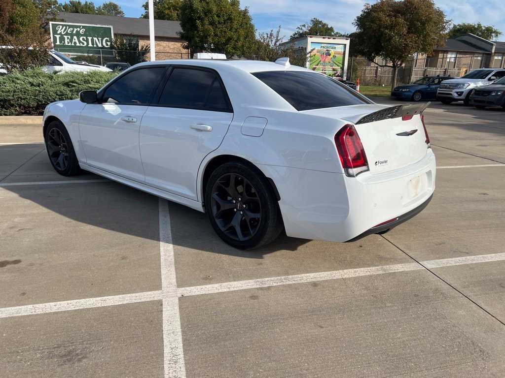 Used 2023 Chrysler 300 S w/ Comfort Group RWD image 4