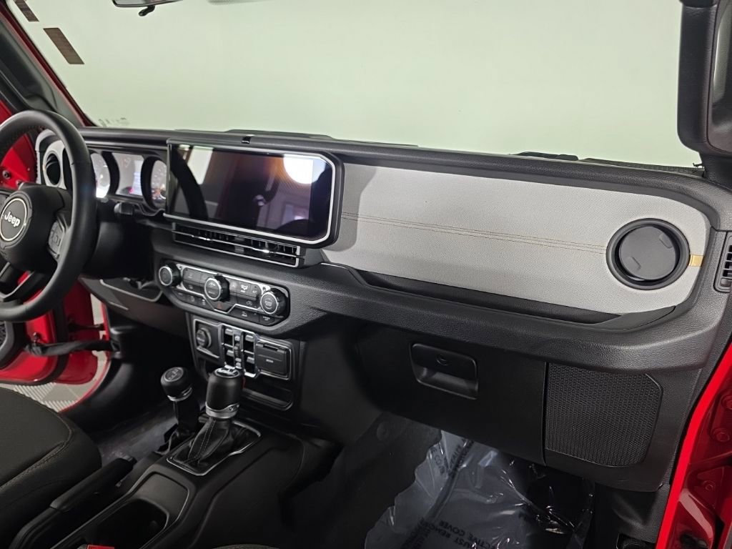 Used 2024 Jeep Wrangler Sport S AWD/4WD image 38