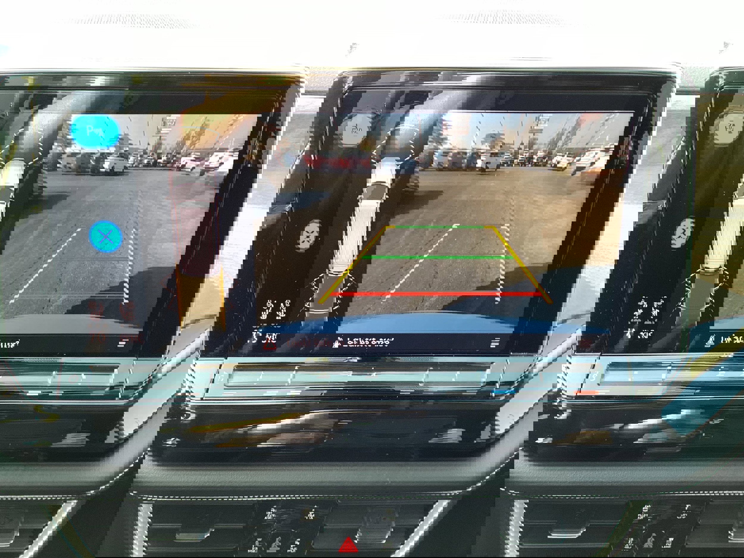 Used 2024 Volkswagen Atlas SE image 23