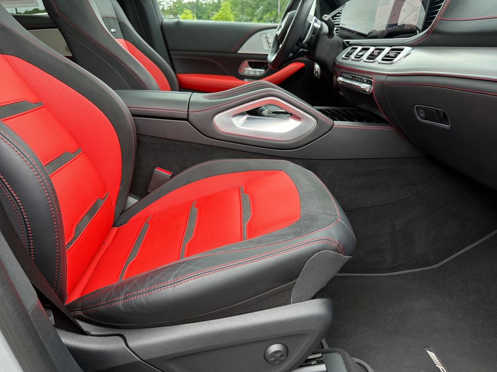 Certified 2024 Mercedes-Benz GLE 53 AMG 4MATIC image 39