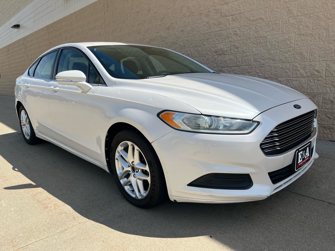 Used 2013 Ford Fusion SE FWD image 6