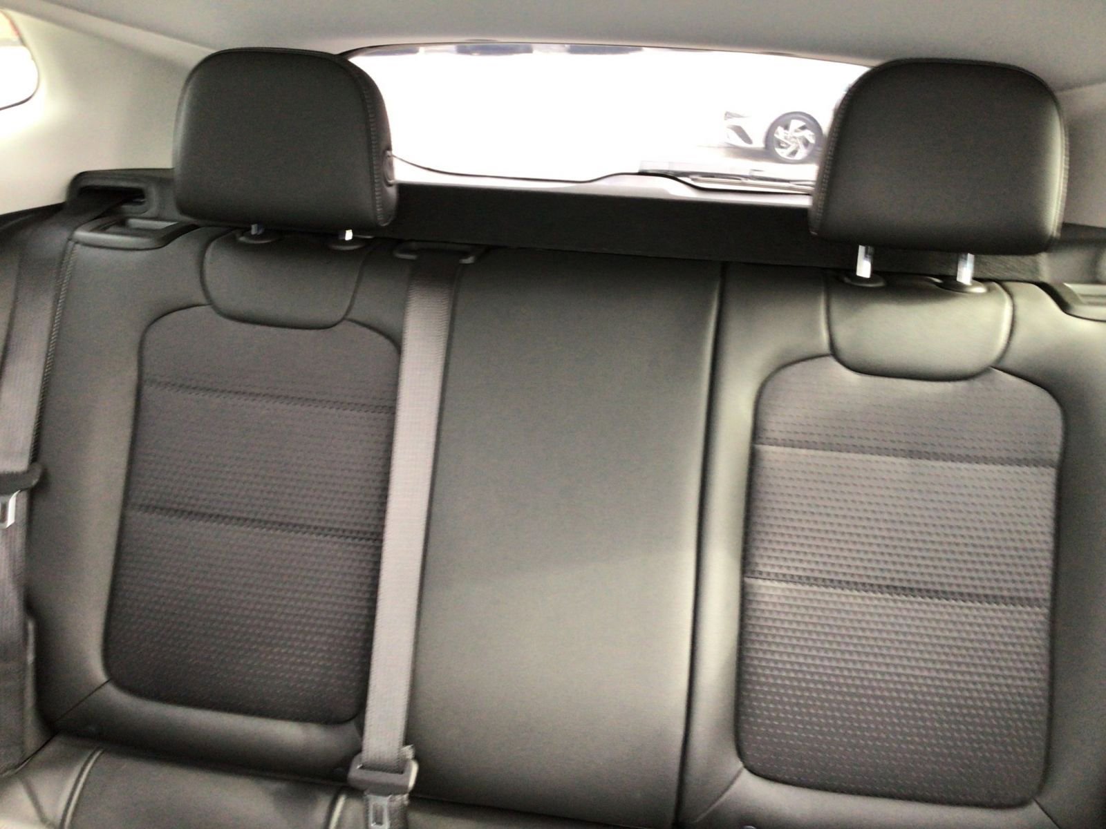 Used 2025 Chevrolet Trax LT w/ LT Convenience Package image 34