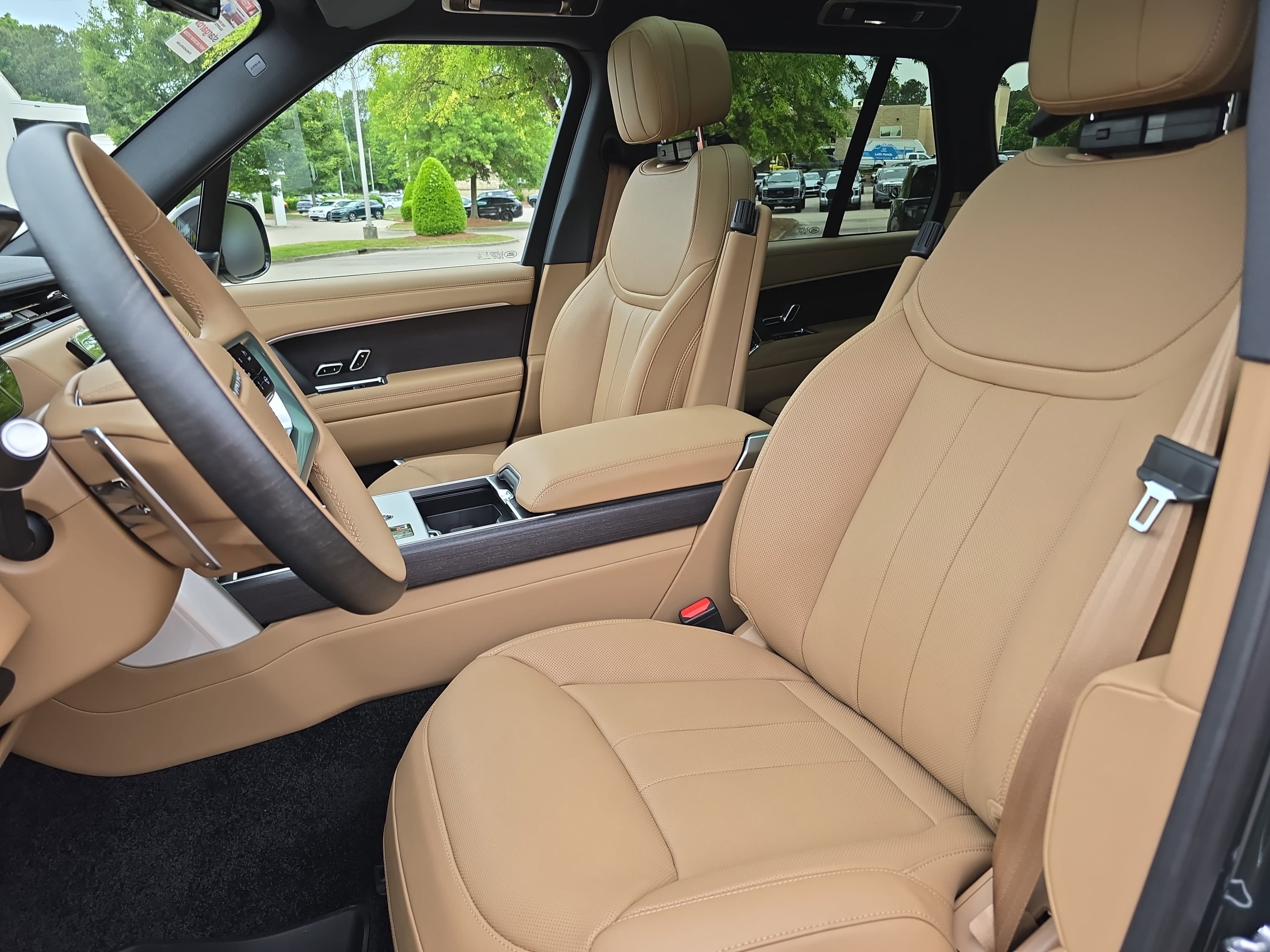 New 2026 Land Rover Range Rover SE AWD/4WD image 15