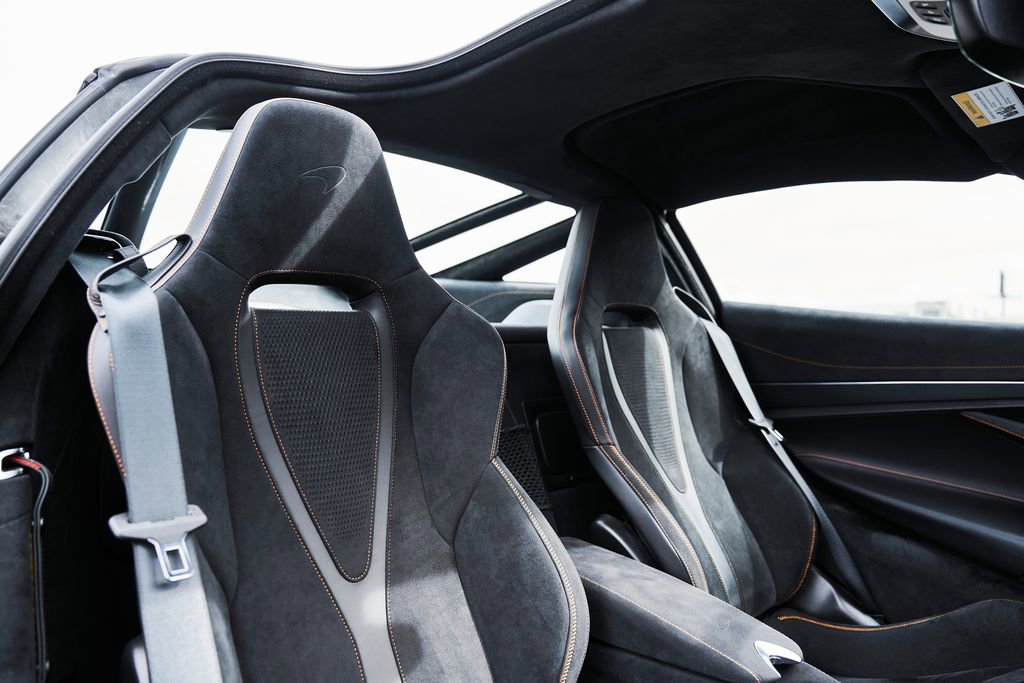 Used 2024 McLaren 750S image 39