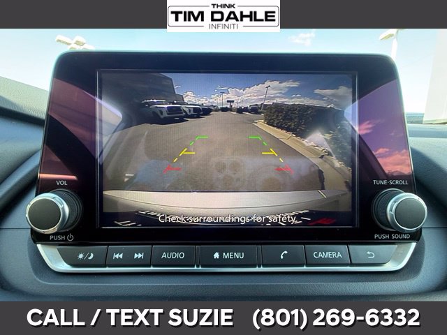Used 2025 Nissan Rogue SV FWD image 13