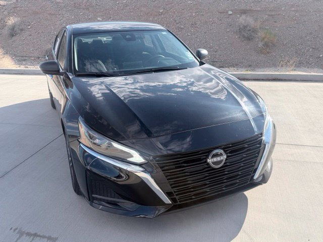Certified 2025 Nissan Altima 2.5 SV FWD image 3
