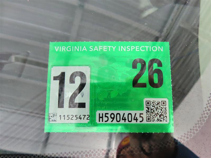 Used 2017 RAM 1500 Laramie image 32