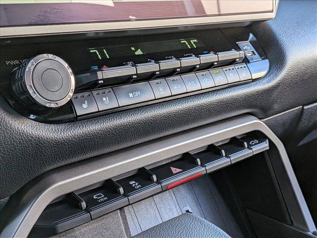 Used 2025 Toyota Tundra Limited image 15