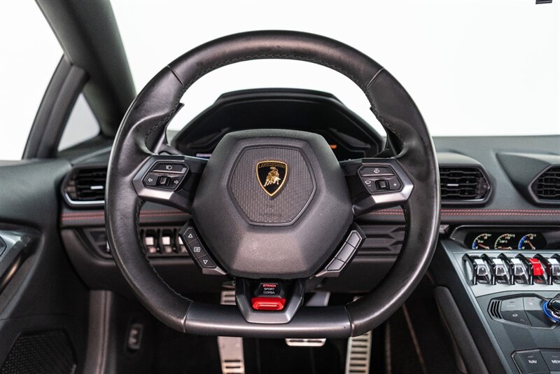Used 2016 Lamborghini Huracan LP 580-2 RWD image 89