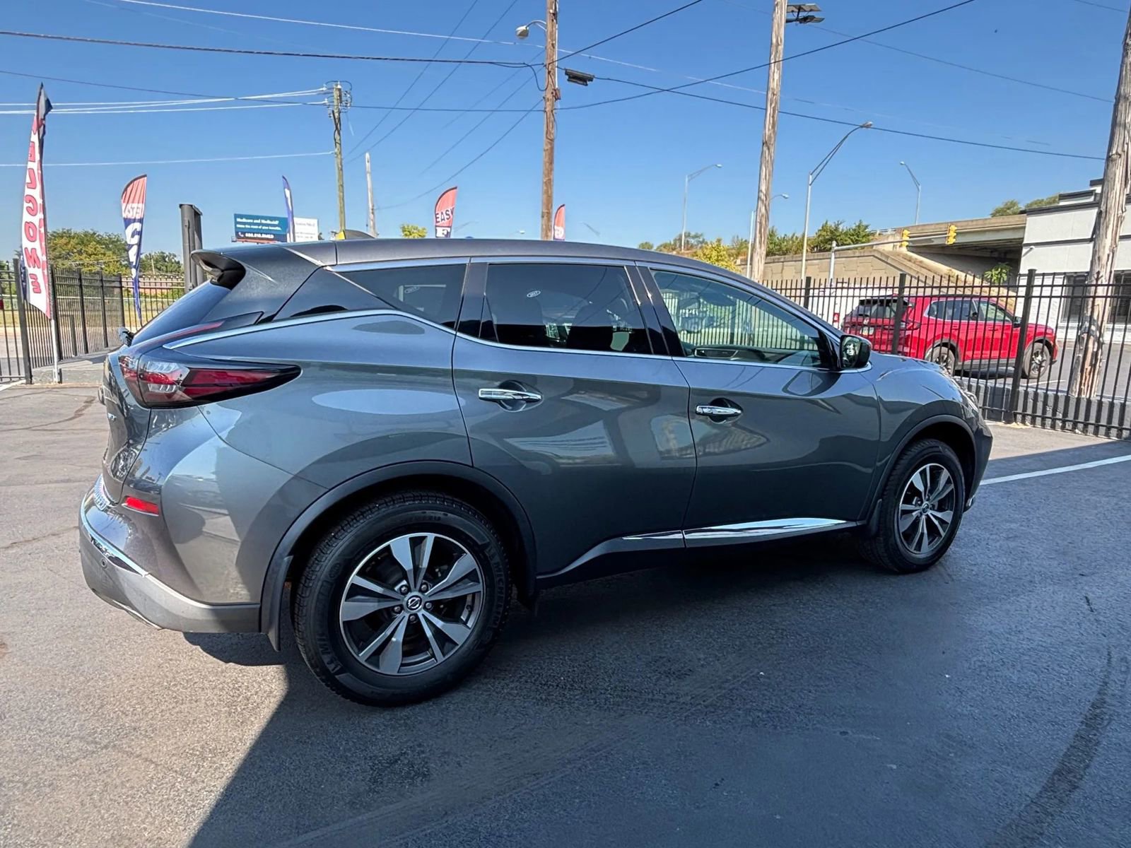 Used 2022 Nissan Murano S image 12