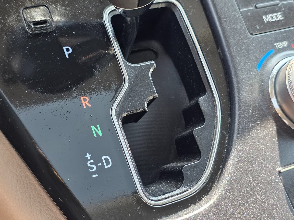 Used 2019 Toyota Sienna XLE w/ XLE Navigation Package FWD image 46