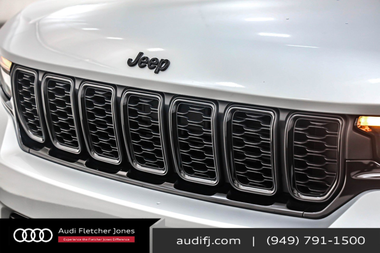 Used 2022 Jeep Grand Cherokee Altitude image 13