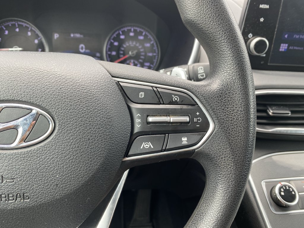 Used 2022 Hyundai Santa Fe SEL FWD image 21