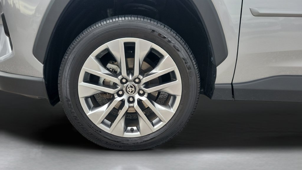 Certified 2023 Toyota RAV4 XLE Premium FWD image 26