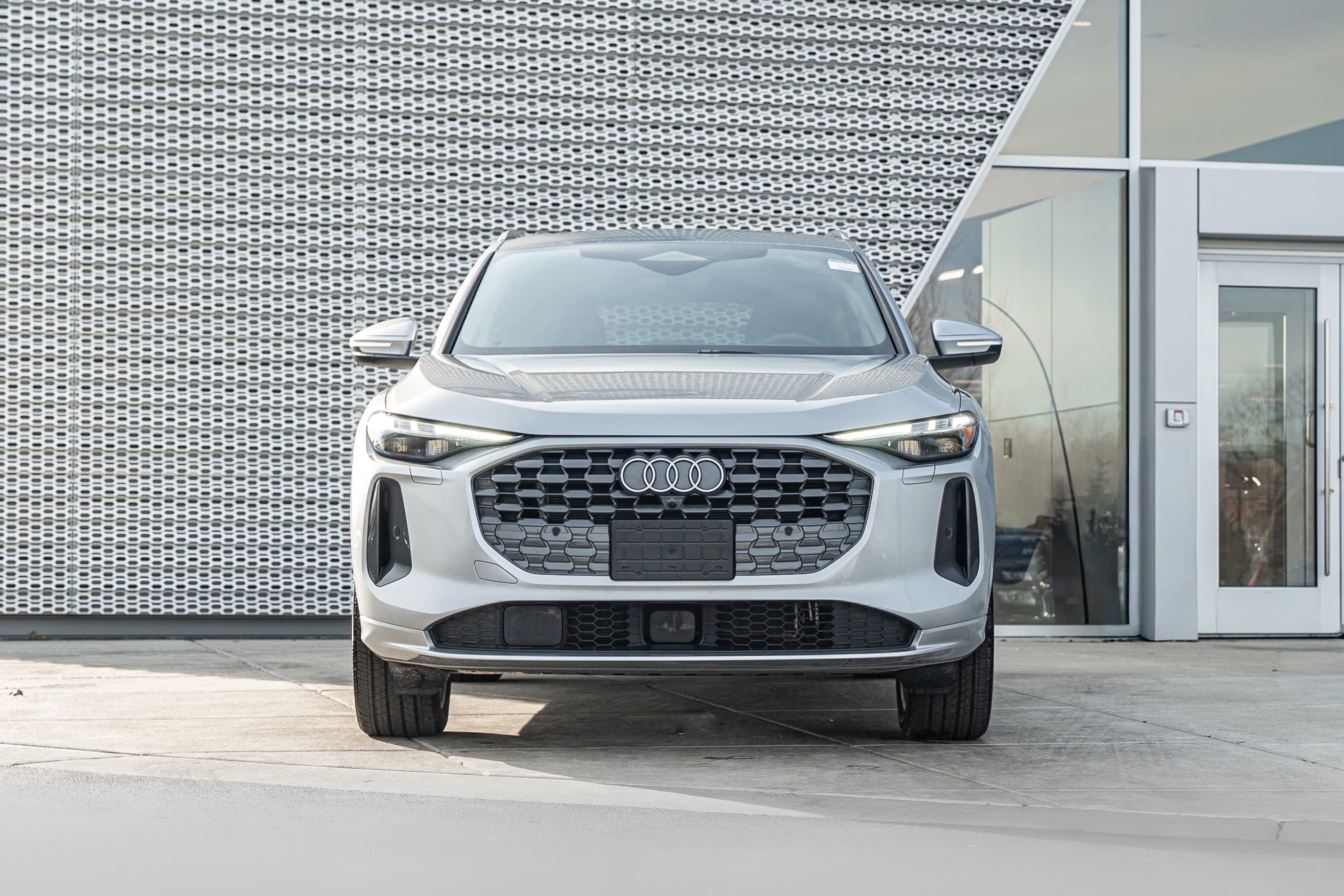 Certified 2025 Audi Q5 Premium Plus w/ Premium Plus AWD/4WD image 39