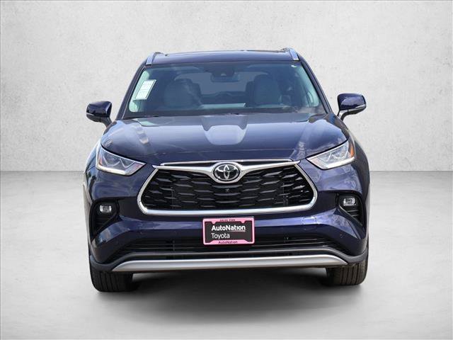 New 2026 Toyota Highlander Platinum AWD/4WD image 5