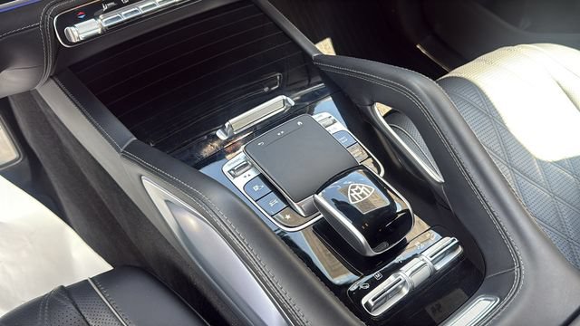Certified 2024 Mercedes-Benz Maybach GLS 600 4MATIC image 36