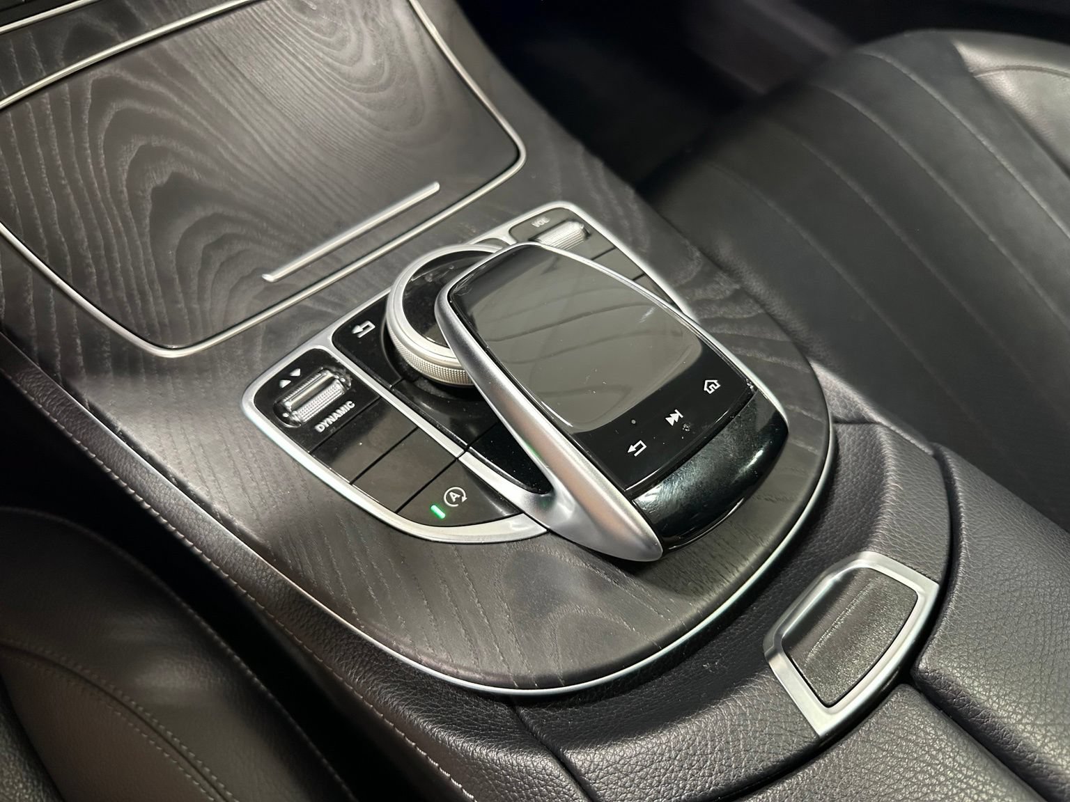 Used 2020 Mercedes-Benz E 350 Sedan image 28