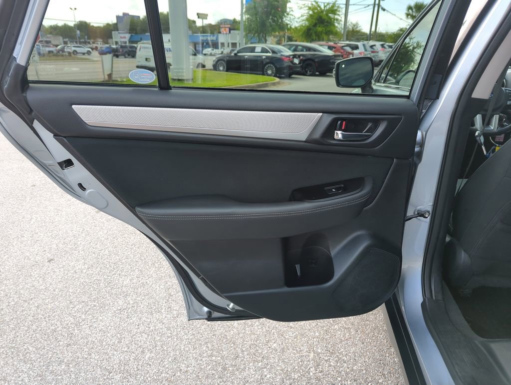 Used 2017 Subaru Outback 2.5i Premium image 29
