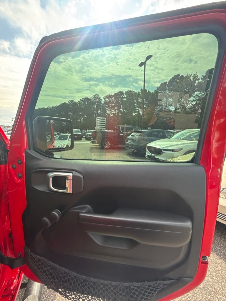 Used 2020 Jeep Gladiator Sport AWD/4WD image 22