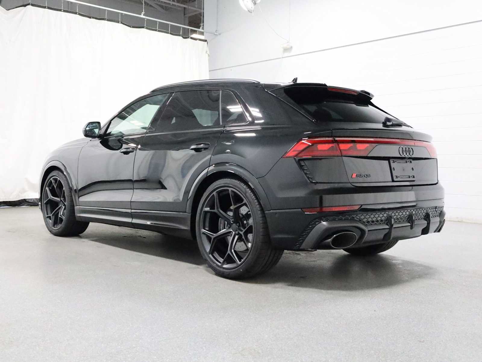 New 2026 Audi RS Q8 performance AWD/4WD image 3