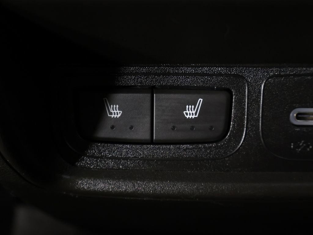 Used 2023 Cadillac XT4 Luxury w/ Cold Weather Package image 54