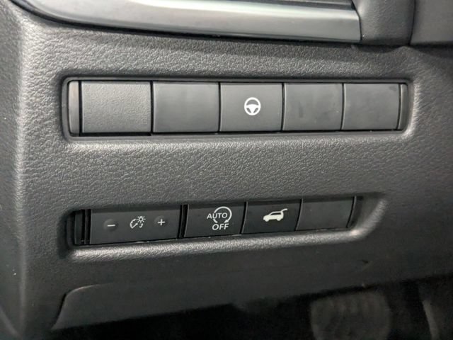 Certified 2026 Nissan Rogue SV FWD image 13