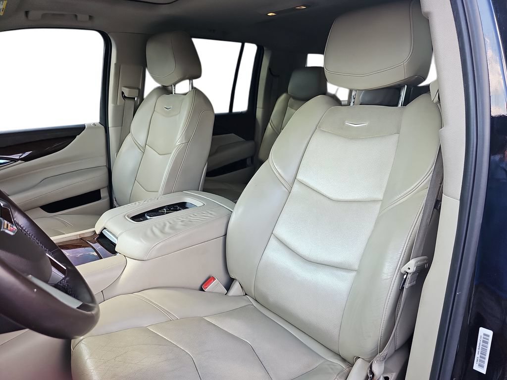 Used 2017 Cadillac Escalade ESV Luxury RWD image 15