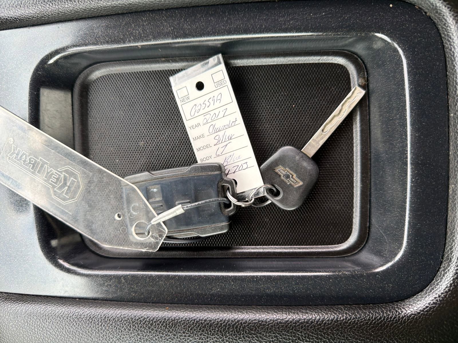 Used 2017 Chevrolet Silverado 1500 LT w/ All Star Edition image 11