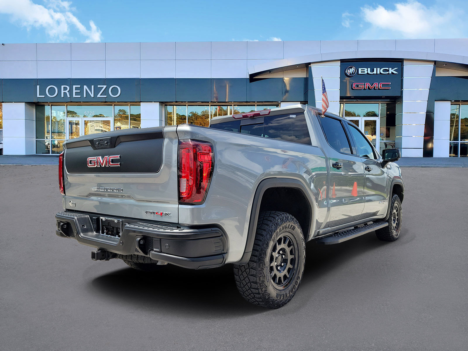 Used 2024 GMC Sierra 1500 AT4X w/ AT4X AEV Edition AWD/4WD image 5