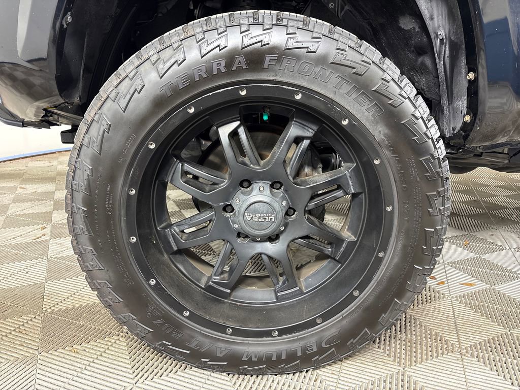 Used 2022 Toyota Tacoma SR5 w/ Technology Package RWD image 14