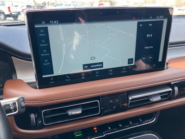 Used 2022 Lincoln Nautilus Reserve w/ Luxury Package image 9