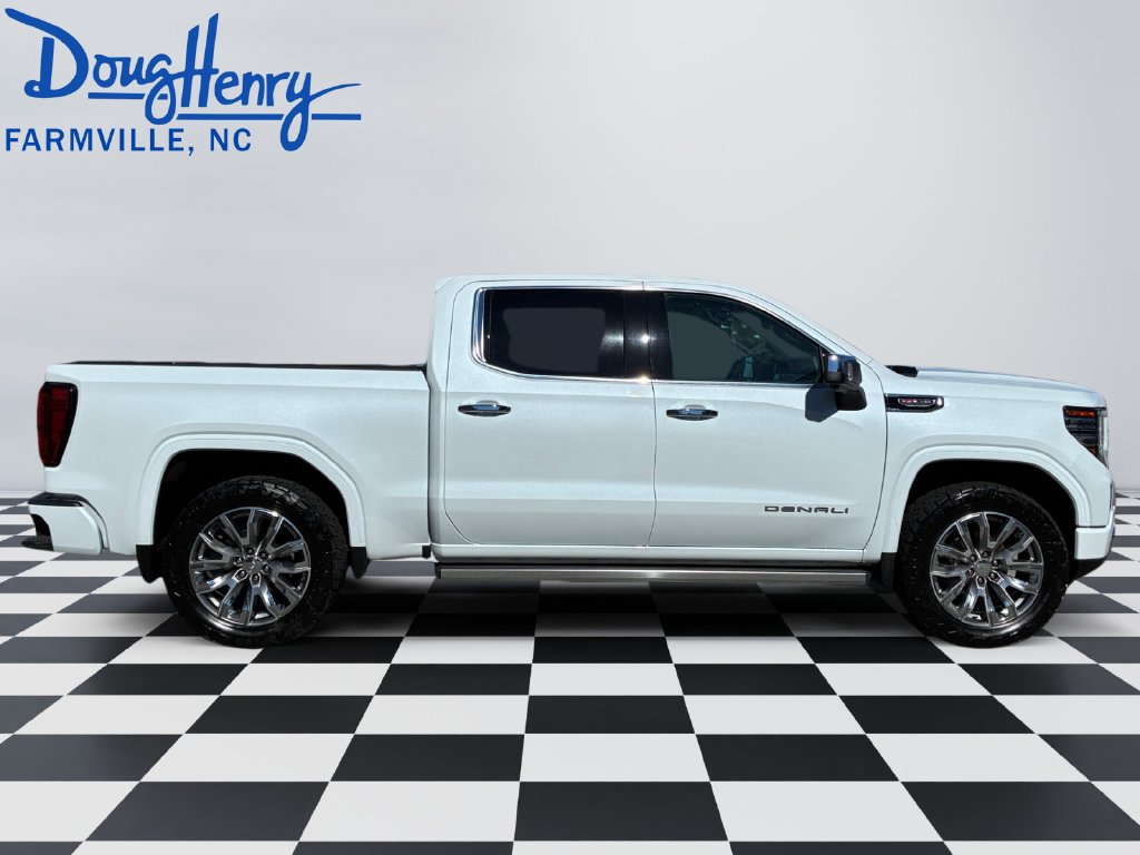 Used 2026 GMC Sierra 1500 Denali AWD/4WD image 6
