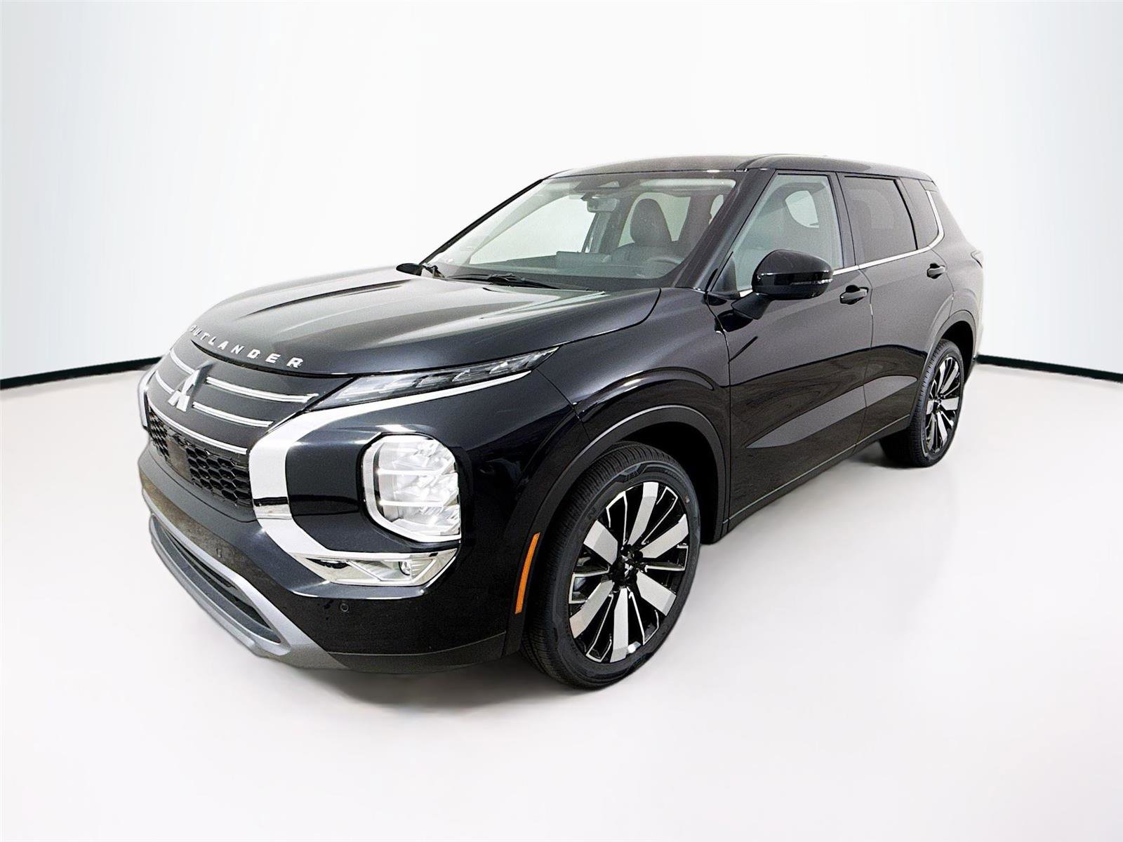 New 2026 Mitsubishi Outlander SE