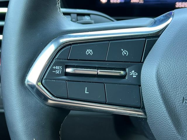 Used 2024 Chevrolet Traverse Z71 AWD/4WD image 22
