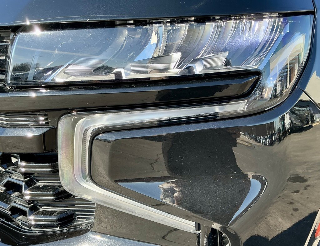 Used 2023 Chevrolet Tahoe Z71 w/ Luxury Package image 10