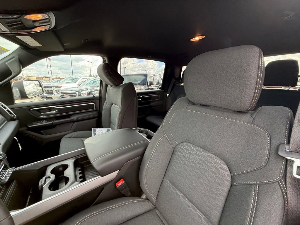New 2026 RAM 1500 Big Horn w/ Night Edition AWD/4WD image 13