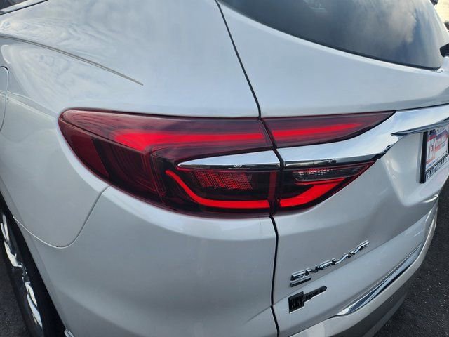 Used 2020 Buick Enclave Premium w/ Sun and Sites Package image 5