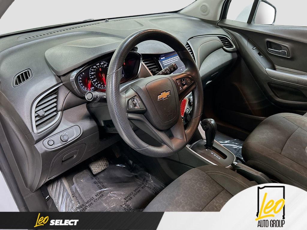 Used 2020 Chevrolet Trax LS w/ Tint and Cruise Package image 9