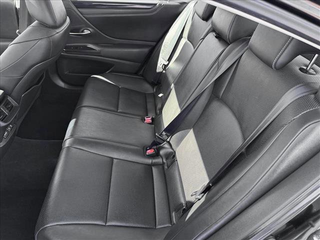 Used 2019 Lexus ES 350 w/ Premium Package image 18