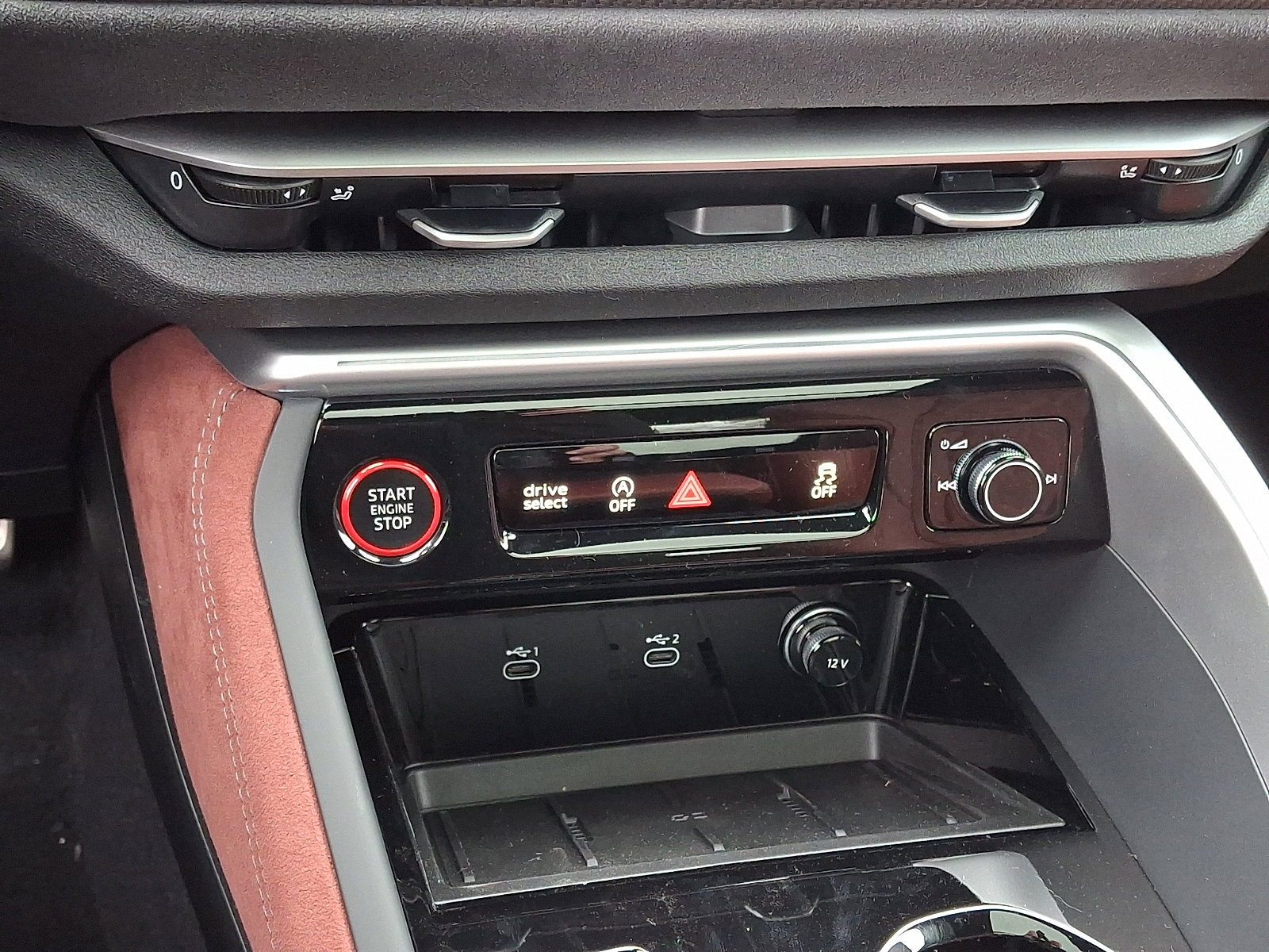 New 2026 Audi SQ5 Premium Plus image 12