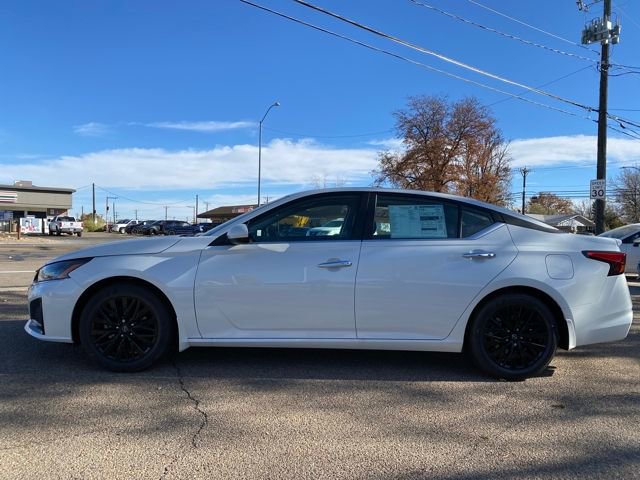 New 2025 Nissan Altima 2.5 SV w/ SV Special Edition Package image 2